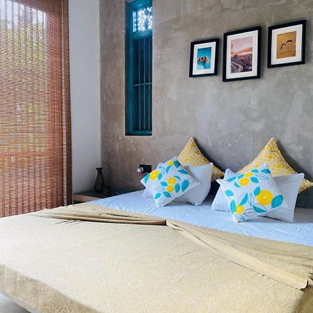 Lush Ayu Villa จา-เอลา ภายนอก รูปภาพ